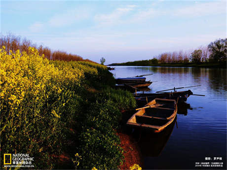 西安美術(shù)學(xué)院 西安美術(shù)學(xué)院2018屆畢業(yè)生頒獎(jiǎng)典禮暨歡送晚會(huì)