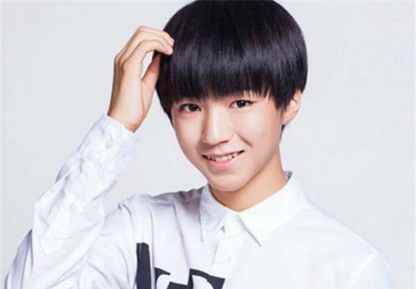 tfboys隊長被曝早戀 王俊凱和蔣依依是男女朋友嗎 交往過嗎？