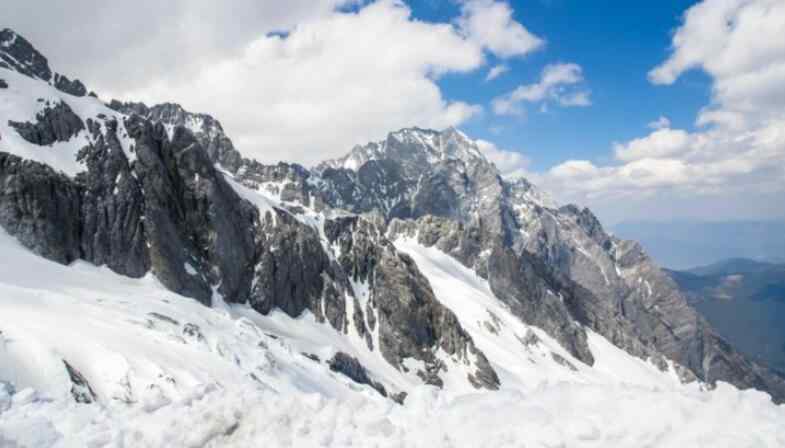 壇蜜寫真 壇蜜雪地全裸拍寫真 名氣瞬間飆升