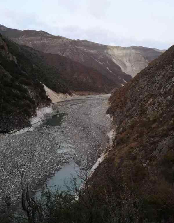 堰塞湖原址垮塌 堰塞湖原址垮塌是怎么回事？金沙江白格堰塞湖為何多次垮塌？