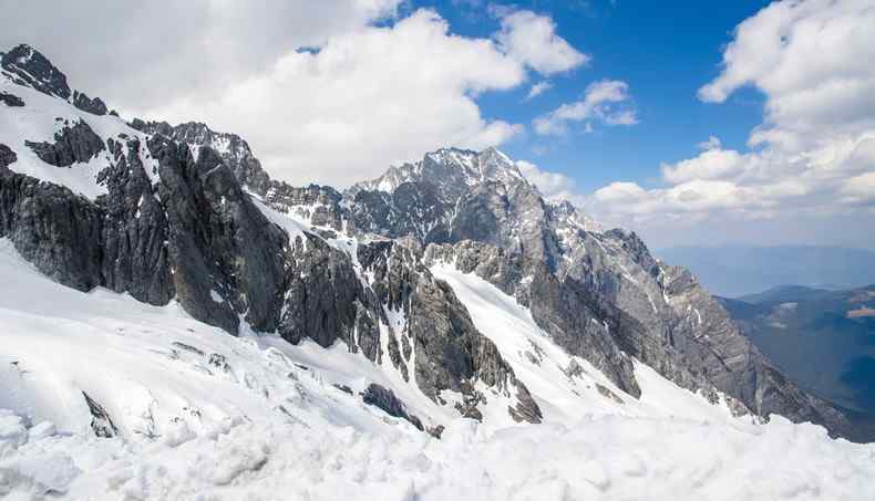 西嶺雪山門票 四川雪山景點(diǎn)有哪些 四川西嶺雪山門票價(jià)格多少