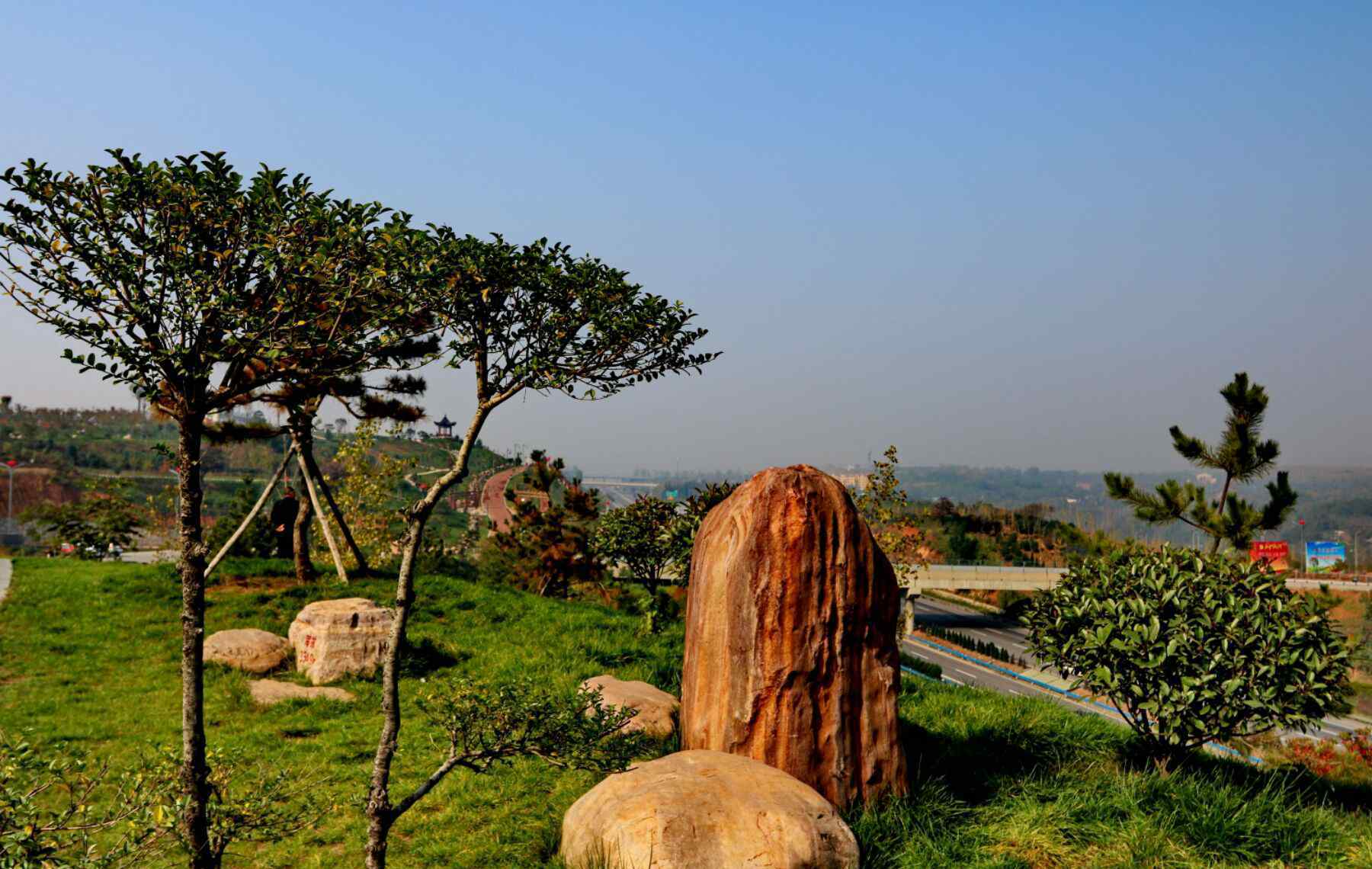 枕頭山 駝眼觀景——新安縣枕頭山公園