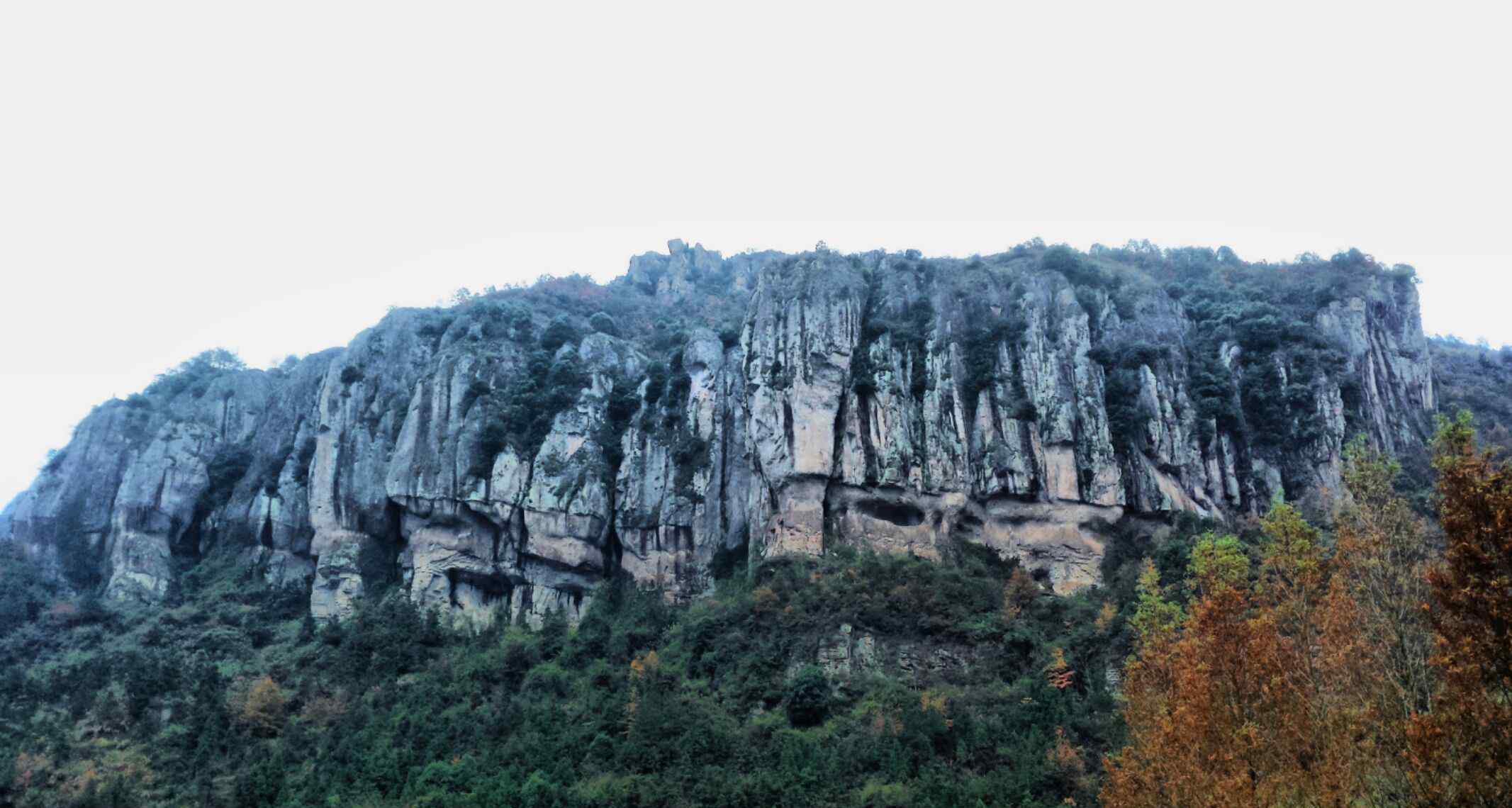 鐵甲龍 天臺(tái)山十里鐵甲龍徒步之旅