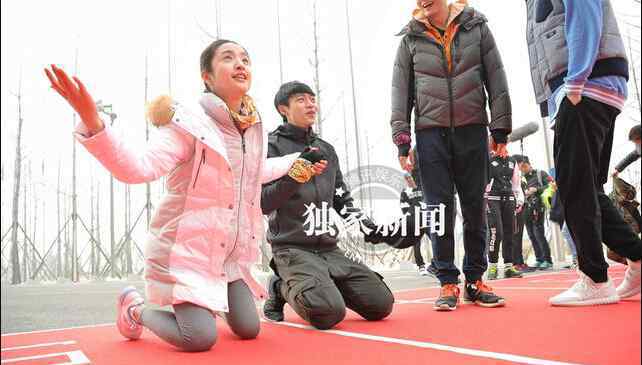 林依晨鄭元暢綜藝節(jié)目 直樹(shù)湘琴再聚首 鄭元暢林依晨互相念情書(shū)“表白”