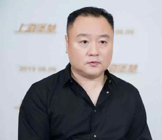 向佐懟滕華濤 向佐懟滕華濤 甩鍋鹿晗被怒懟吃相太差向佐直言不要太惡心了