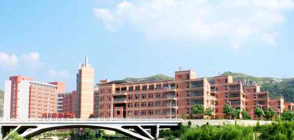 山東大學(xué)興隆山校區(qū) 山東大學(xué)興隆山校區(qū)地址 校園環(huán)境怎么樣