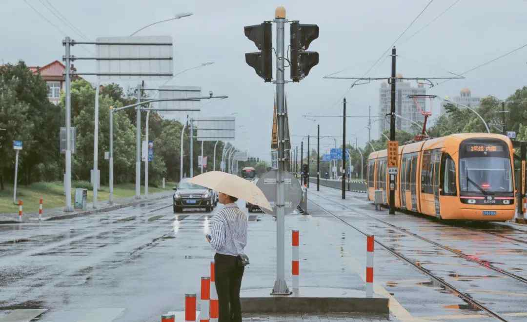 松江天氣 31℃→24℃，松江天氣明天大反轉(zhuǎn)，還有暴雨正在逼近！