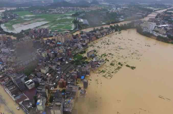 佛岡新聞 安全轉(zhuǎn)移群眾4054人！暴雨中的佛岡“暖流”