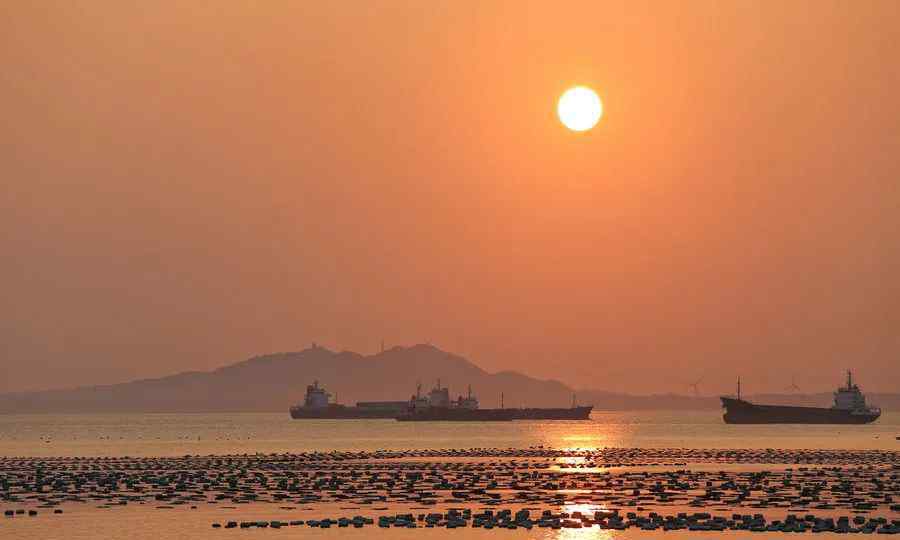 黑祠之島 臺(tái)海小島，三個(gè)無(wú)處安放的“瘋子”