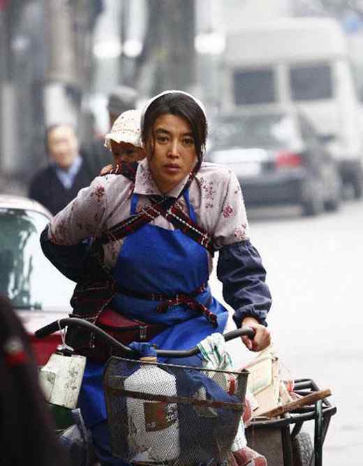 孫紅雷女友 孫紅雷緋聞女友 歷經(jīng)兩次婚姻四次墮胎的丁嘉麗依然單身