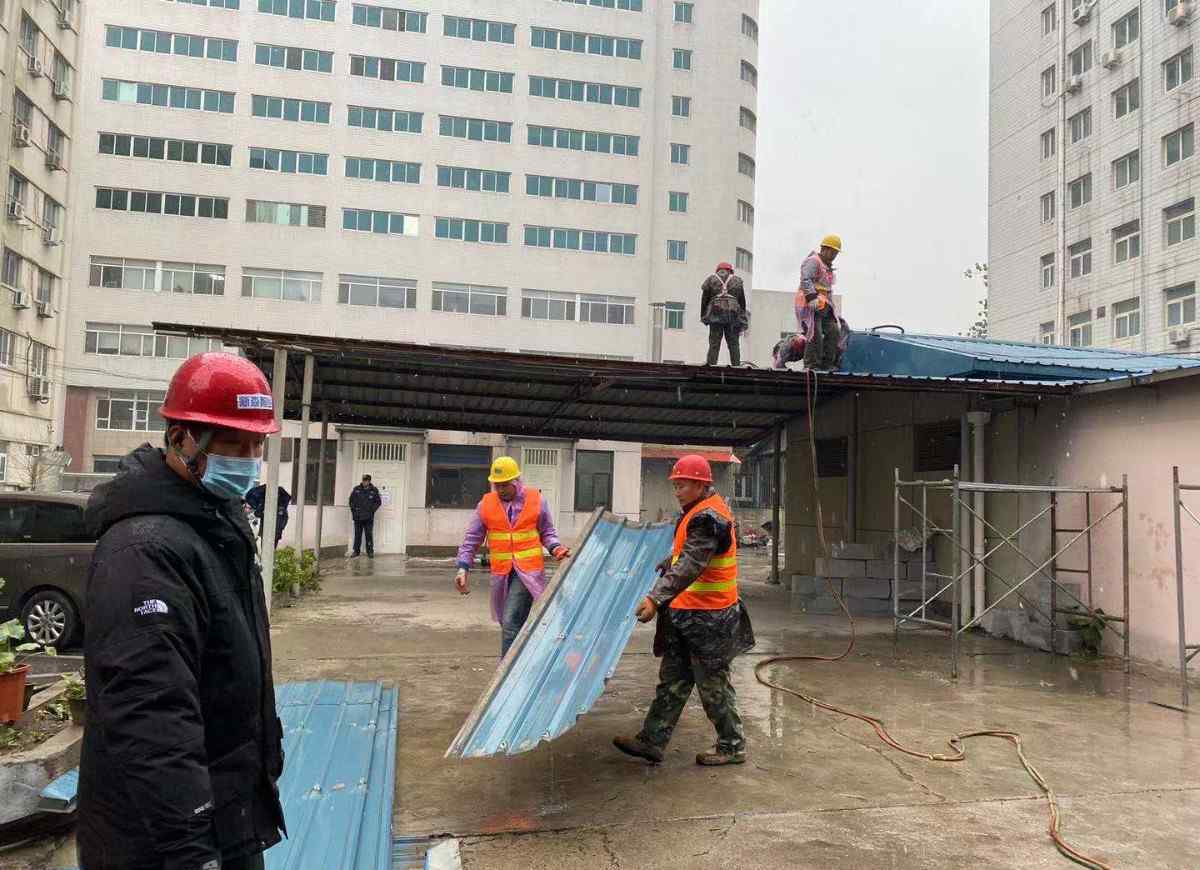 雪中拆違 北京崇外商圈又要多一處停車場(chǎng)