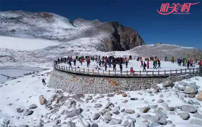 全國在高溫四川在下雪 全國高溫四川下雪 廣州地區(qū)卻在下暴雨及炎熱報警