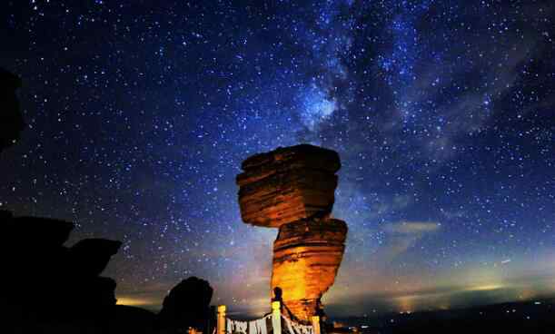 銅仁梵凈山 恭喜！貴州銅仁梵凈山申遺成功 彌勒道場(chǎng)：山名來(lái)歷與佛教歷史