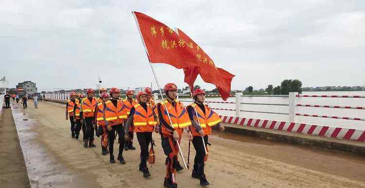 李小豹 洪流，我在！我能！