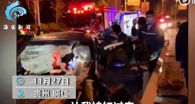 “先救我媳婦”！車禍被困司機(jī)不斷哀求消防員 這一幕感動(dòng)眾人