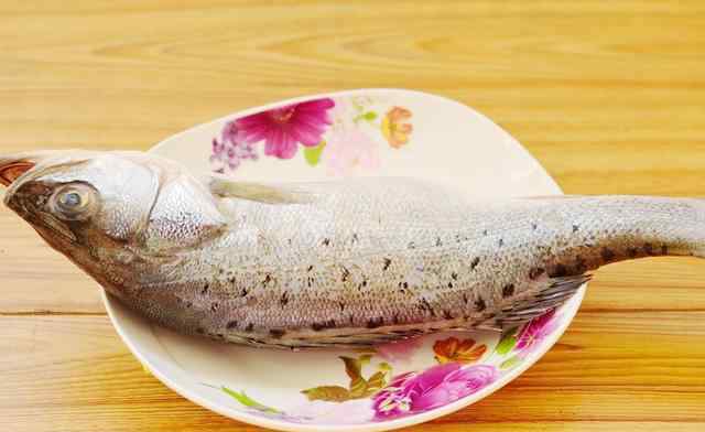 好吃的烤魚 烤魚做的皮焦里嫩又入味，是有技巧的，掌握一點比外面賣的好吃