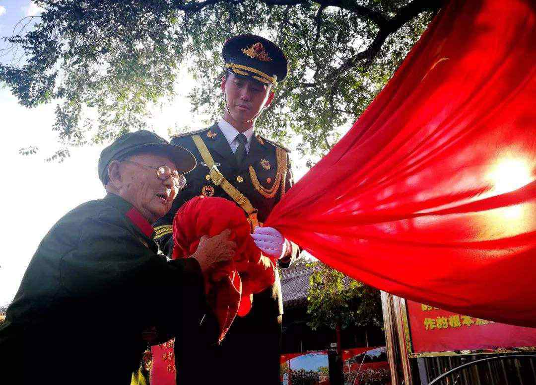 李安甫 致敬八一|@山東人，在建軍節(jié)這天，請(qǐng)收下這份“山東驕傲”！