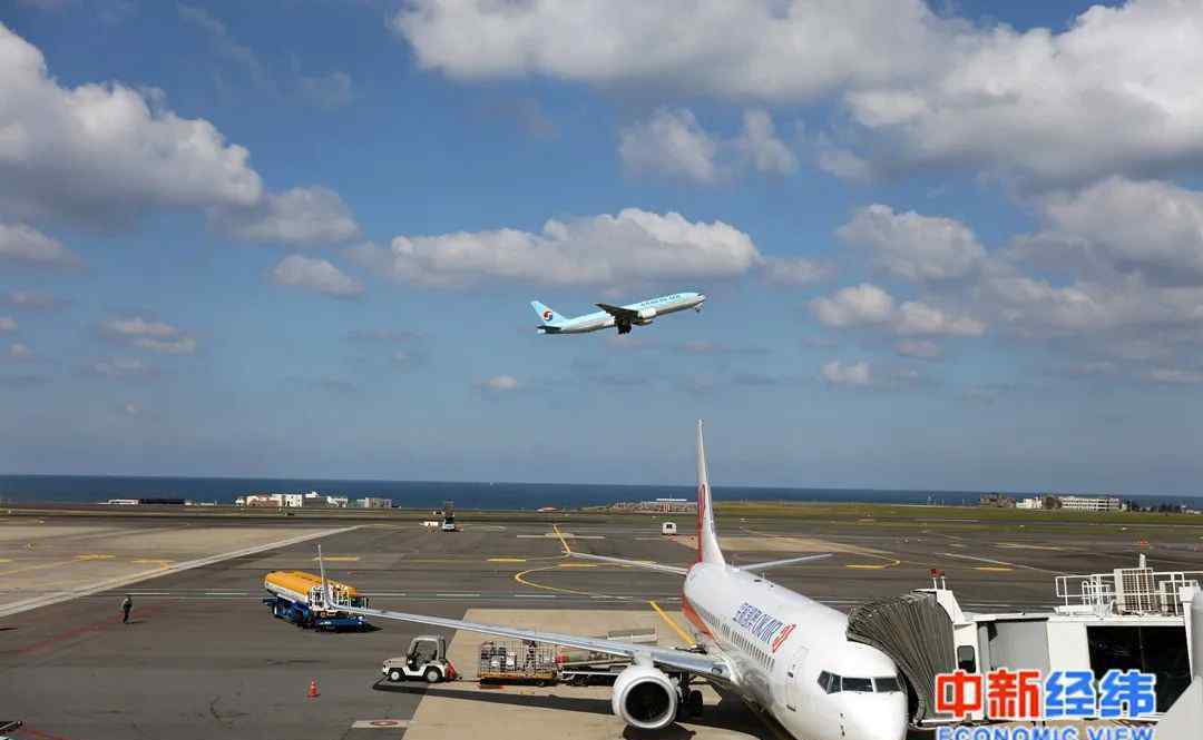 多家航空公司 多家航空公司推“無限次”機(jī)票！餡餅還是陷阱？