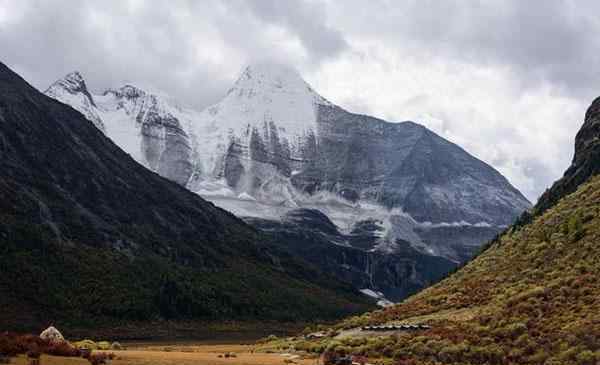 火游 抖音爆火旅游景點（茶卡鹽湖、稻城亞?。?></a></li> </ul> </div> <div   id=