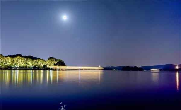 杭州西湖十景 西湖十景一日游路線 西湖十景游玩順序