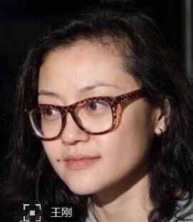 王剛老婆鄭艷東 王剛老婆鄭艷東家庭背景和個(gè)人資料及圖片介紹