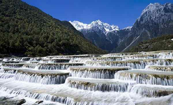 麗江玉龍山 2020麗江玉龍雪山景區(qū)恢復(fù)開放