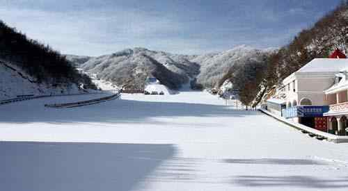 伏牛山 伏牛山滑雪場(chǎng)開放時(shí)間 伏牛山滑雪場(chǎng)關(guān)門時(shí)間