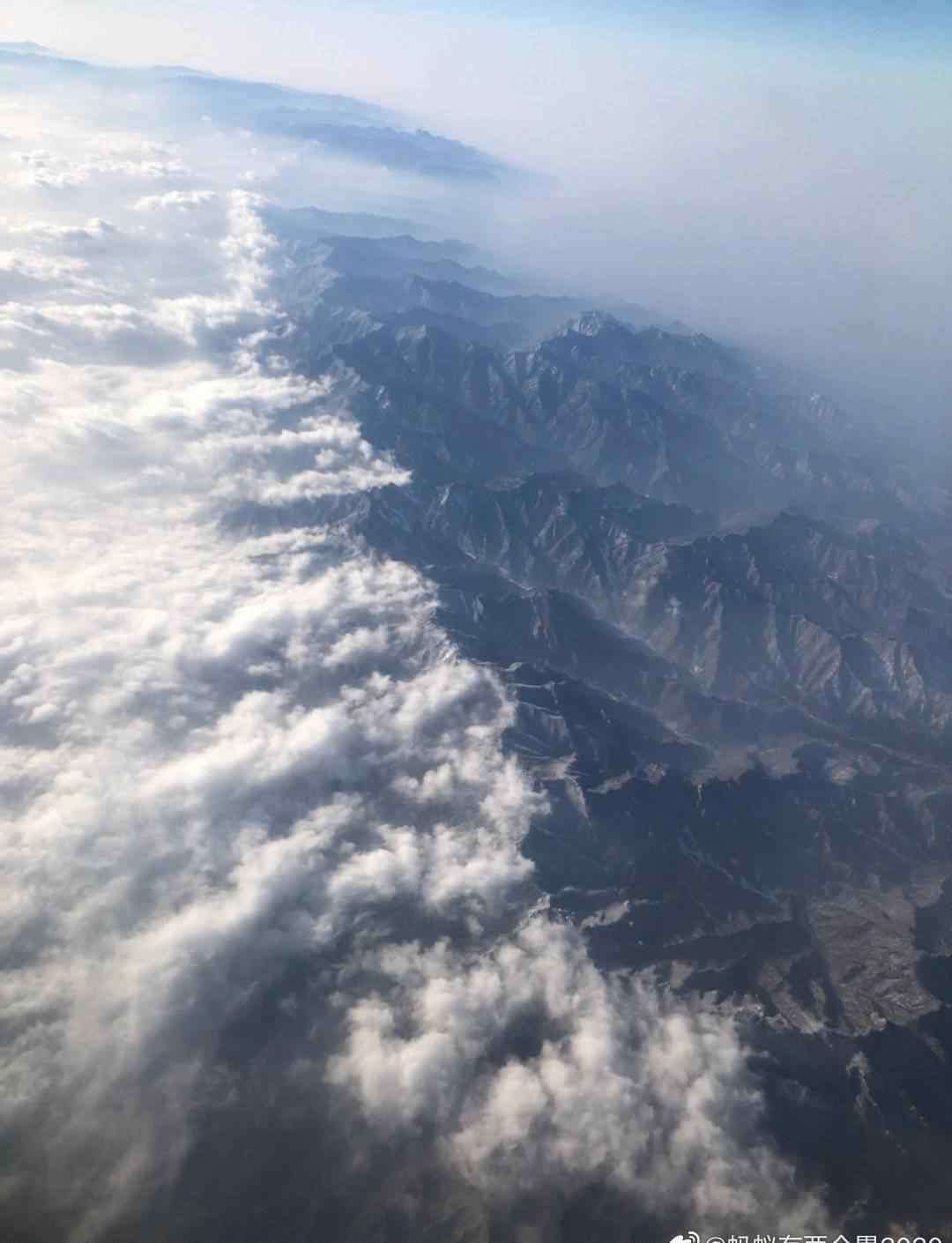 冷空氣南下 秦嶺真的能擋住冷空氣南下？中國(guó)氣象局這樣回應(yīng)每經(jīng)……