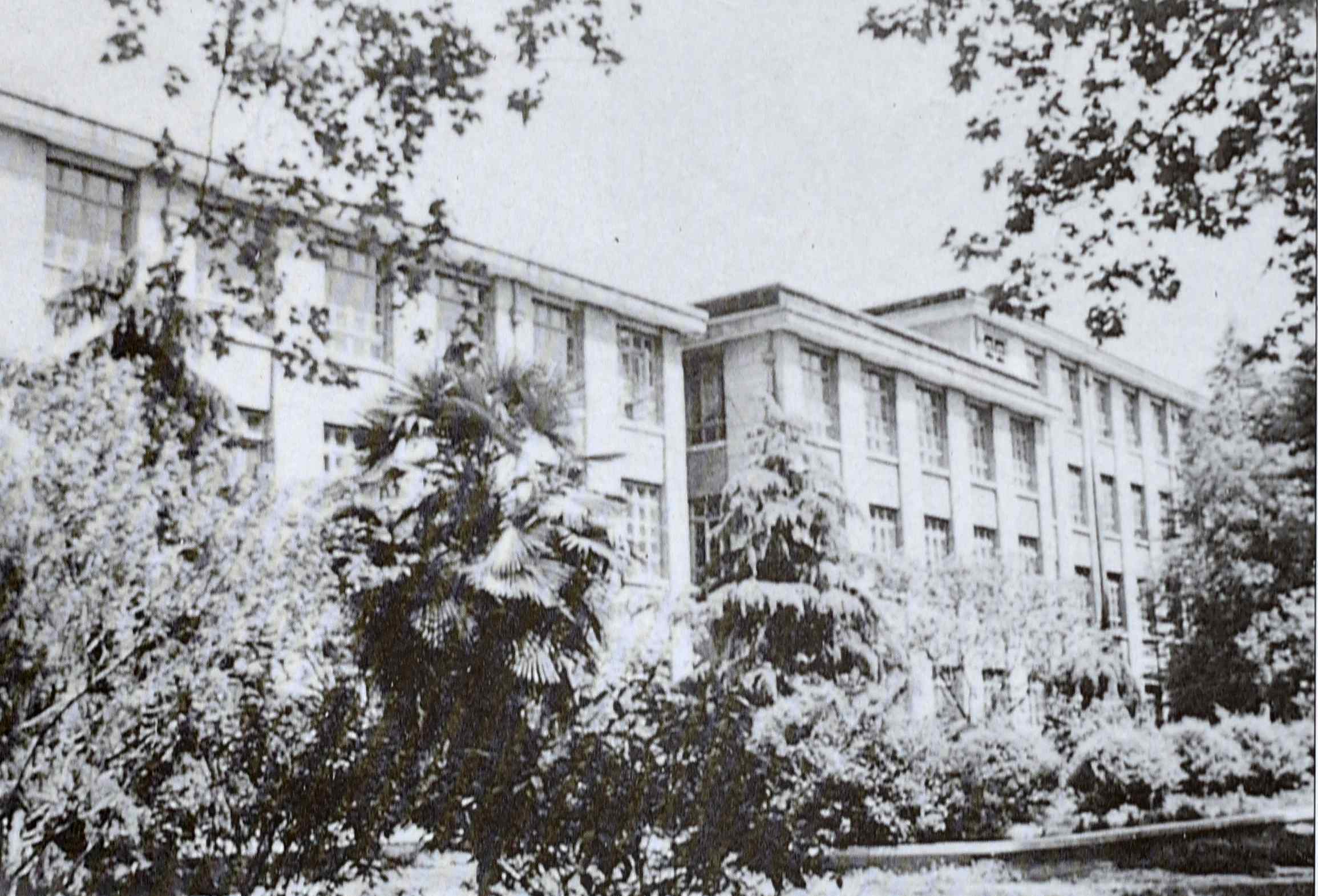 桂林空軍學(xué)院 六十七年風(fēng)雨沉浮——桂林空軍空降兵訓(xùn)練基地 （空降兵學(xué)院-桂林空軍學(xué)院-空軍高炮學(xué)院)歷史沿革