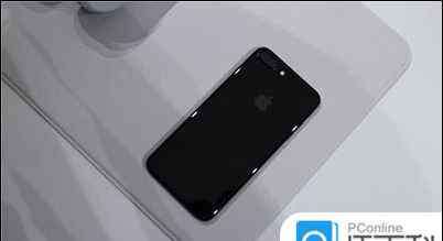 iphone7亮黑色 iPhone7黑色和亮光黑哪個好看 iPhone7黑色和亮光黑區(qū)別在哪