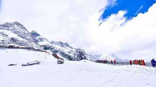 玉龍雪山幾月份去最好 玉龍雪山幾月份去最好 2018玉龍雪山門票價格+優(yōu)惠政策+推薦路線+注意事項