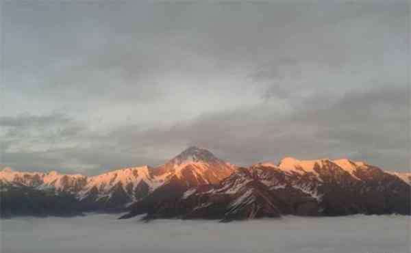 貢嘎山旅游 2020貢嘎山游玩攻略 貢嘎山地址門(mén)票天氣景點(diǎn)介紹