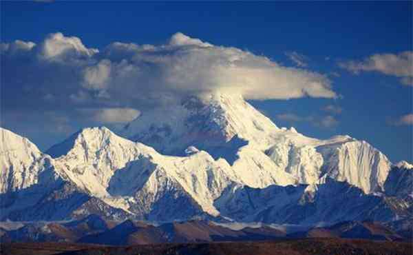 貢嘎雪山在哪里 2020貢嘎雪山游玩攻略 貢嘎雪山在哪里天氣預(yù)報景點介紹