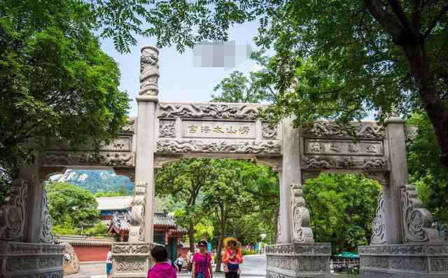 嶗山穿墻術(shù) 探訪千年古嶗山太清宮，揭秘嶗山道士穿墻術(shù)