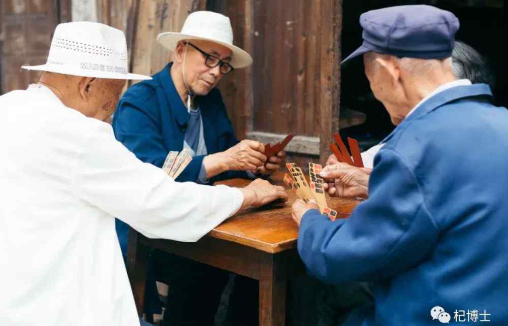 各類病的癥狀 各種常見病的早期信號，出現(xiàn)這些癥狀要警惕！