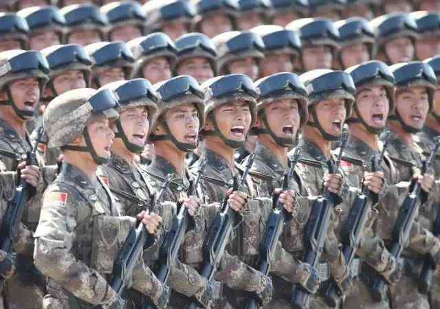 一個集團軍有幾個軍 再見！遠去的18個集團軍；敬禮，嶄新的13個集團軍！