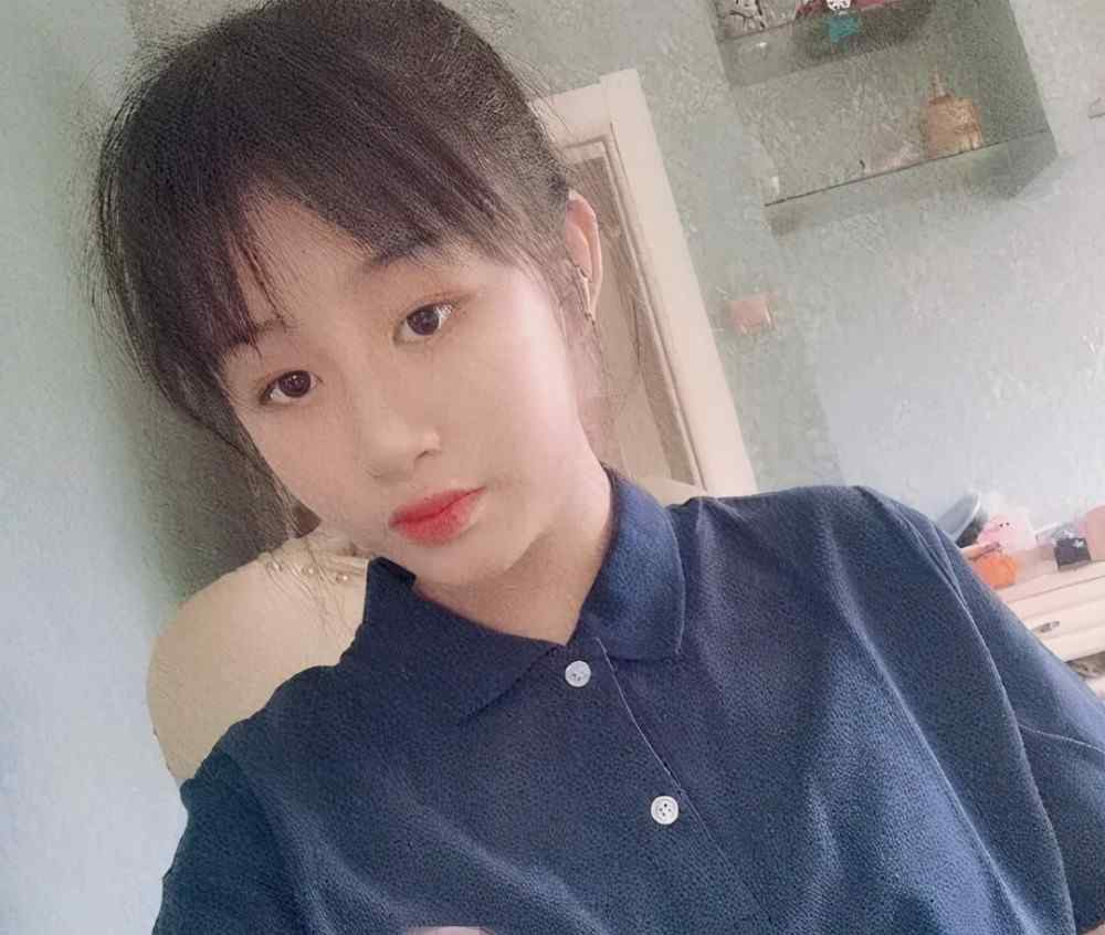 俠醫(yī)傳奇 吳啟華12歲女兒罕曝近況！就讀貴族學校年費20萬，自拍表情引爭議