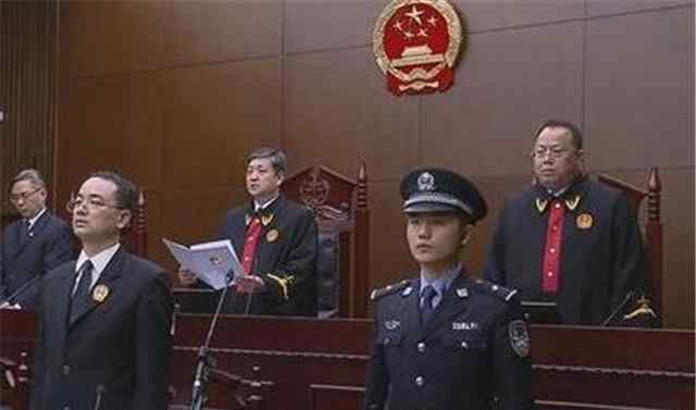 殺人董事長 張家界“殺人董事長”案回顧：因經(jīng)濟糾紛，殘忍董事長怒殺多年老友！