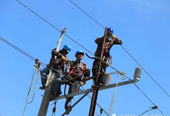 高級電工 高級電工月薪過萬，卻難留人，離職員工透漏其中貓膩