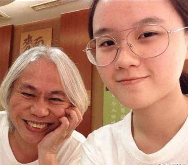 爺孫戀 二人曾因“爺孫戀”走紅，7年過去，17歲少女真有那么幸福嗎？