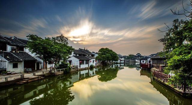 國(guó)內(nèi)篇｜一年十二個(gè)月應(yīng)該去哪里旅游，看完這篇攻略就知道了