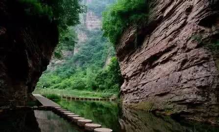 一日踏入霧靈山，終生不愿返人間！霧靈山，一座你來了就不想回去的山