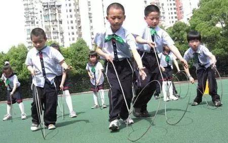 【自主課堂】適合小學生玩的課堂游戲