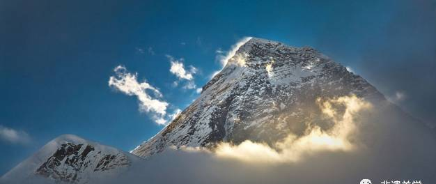 為什么登山？因?yàn)樯骄驮谀抢铮?> </div> <div   id=