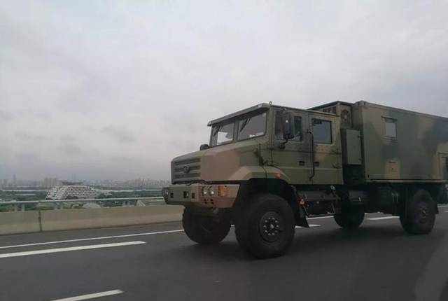 中國(guó)的軍車終于有了“超級(jí)大國(guó)范”！