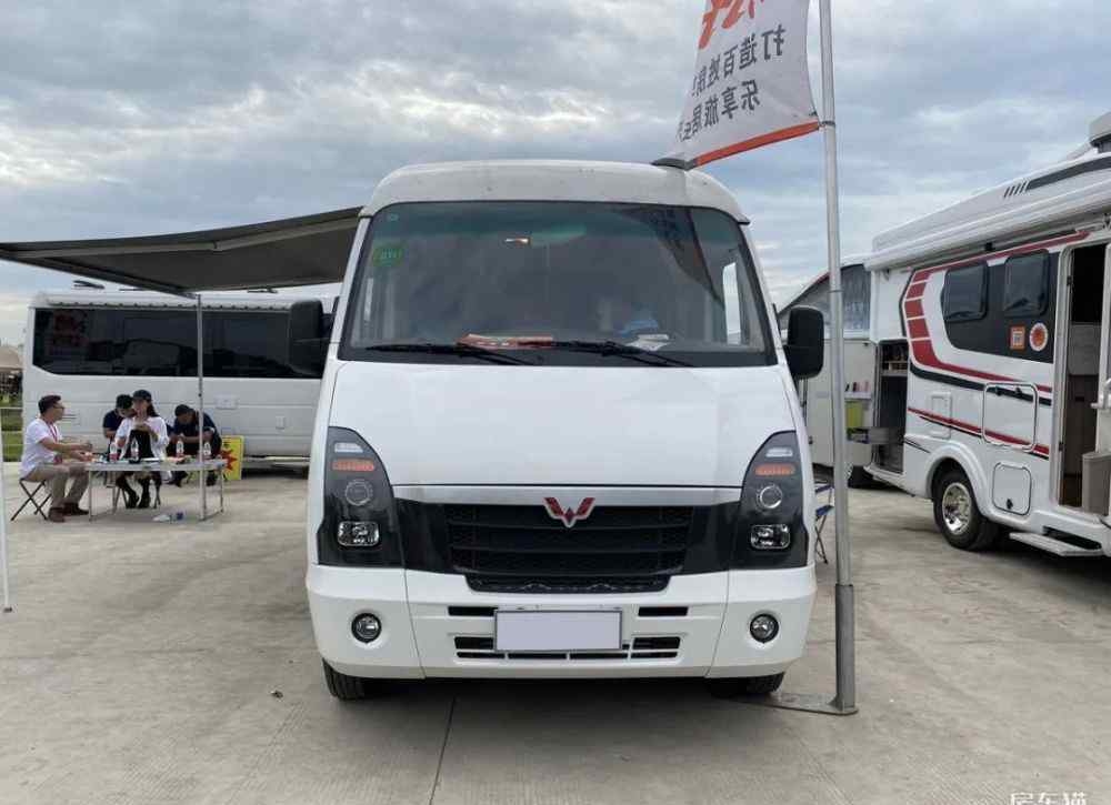 五菱房車 關(guān)注度高的百姓房車，五菱B型和C型房車對比評測，誰是你的菜？