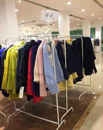 杭州服裝廠拿貨 一件衣服19元：杭州最全工廠店淘貨攻略