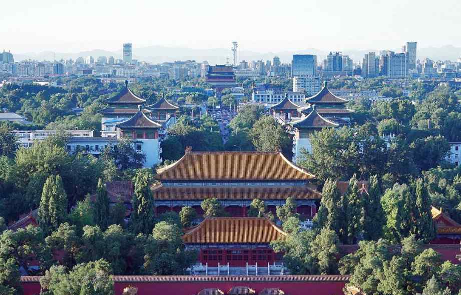 南鑼鼓巷地鐵 北京一公園走紅，被稱為京城“后花園”，南鑼鼓巷地鐵站下即可