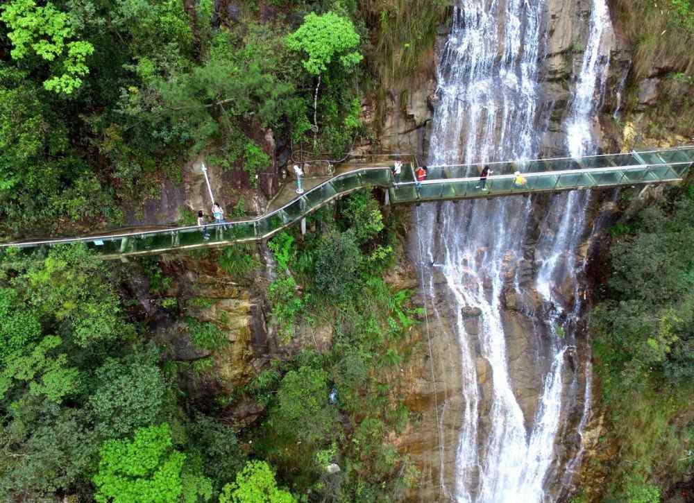 郴州旅游 湖南郴州旅游景點介紹，去郴州必去的五個景點推薦，郴州好玩地方