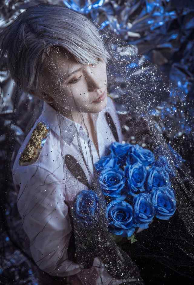 維克托尼基福羅夫 《冰上的尤里》cosplay正片圖賞：維克托·尼基福羅夫